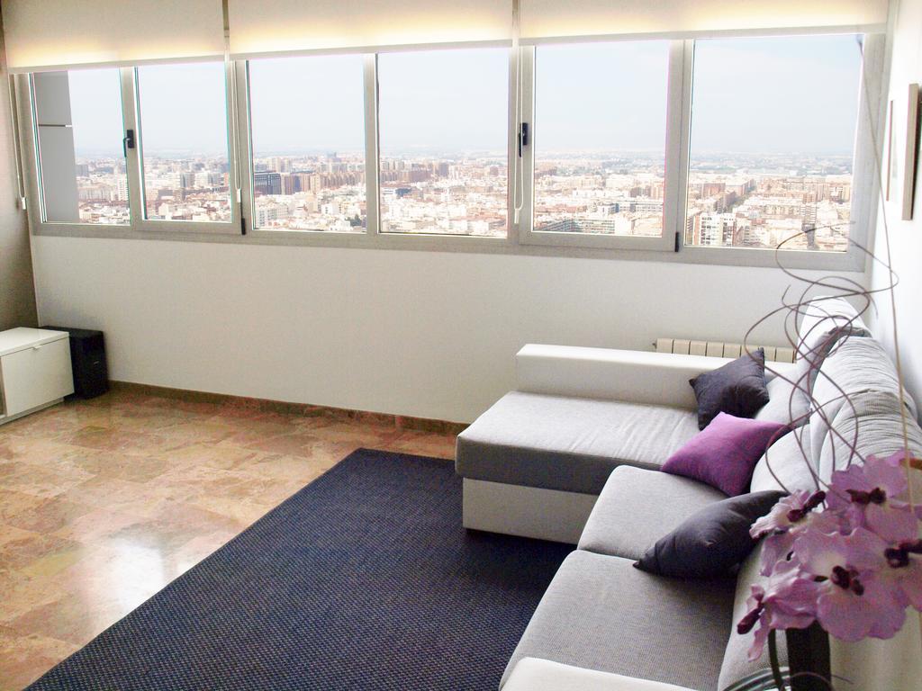 Apartup Opera Tower View Apartment Valencia Room photo